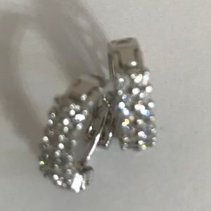 Women’s earrings